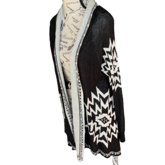 My Michelle Sweater - Picture 4 of 5